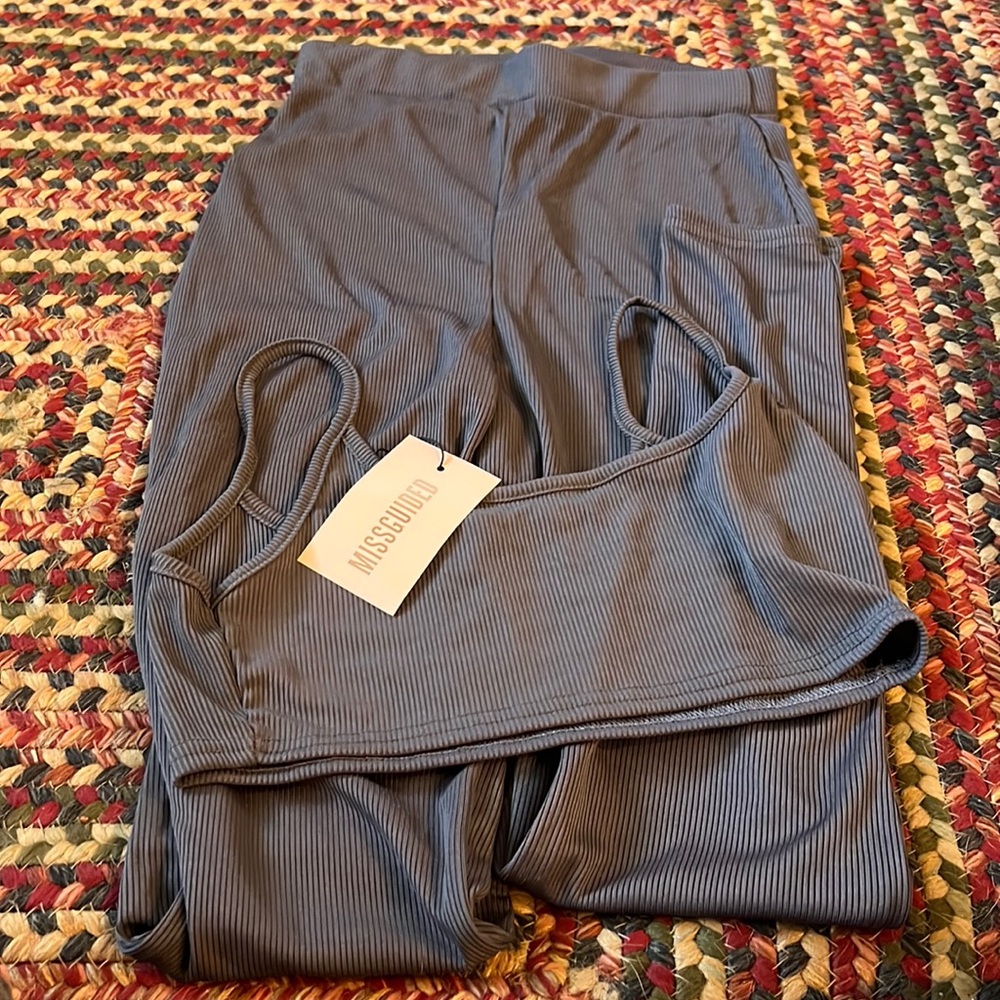 NEW Mettal Gray Set